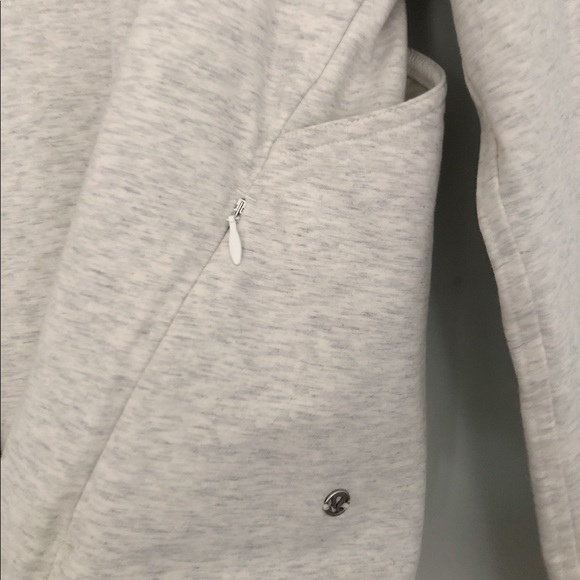 SOLD!!! Lululemon top - Picture 2 of 5